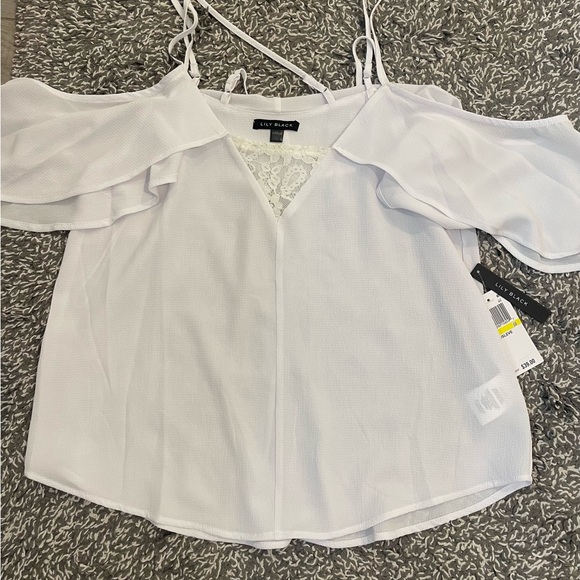 Woman’s off the shoulder spaghetti strap top, NWT - Picture 1 of 2